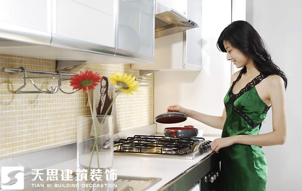 <a href=http://www.monolithvip.com/anli/ target=_blank class=infotextkey>合肥工裝</a>公司