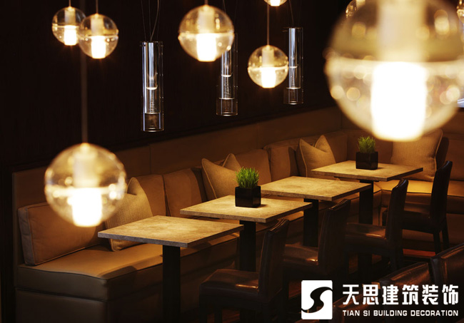 <a href=http://www.monolithvip.com/anli/ target=_blank class=infotextkey>合肥工裝</a>公司